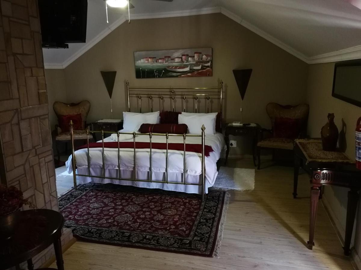 Bougain Villa Guesthouse Winburg Exteriör bild