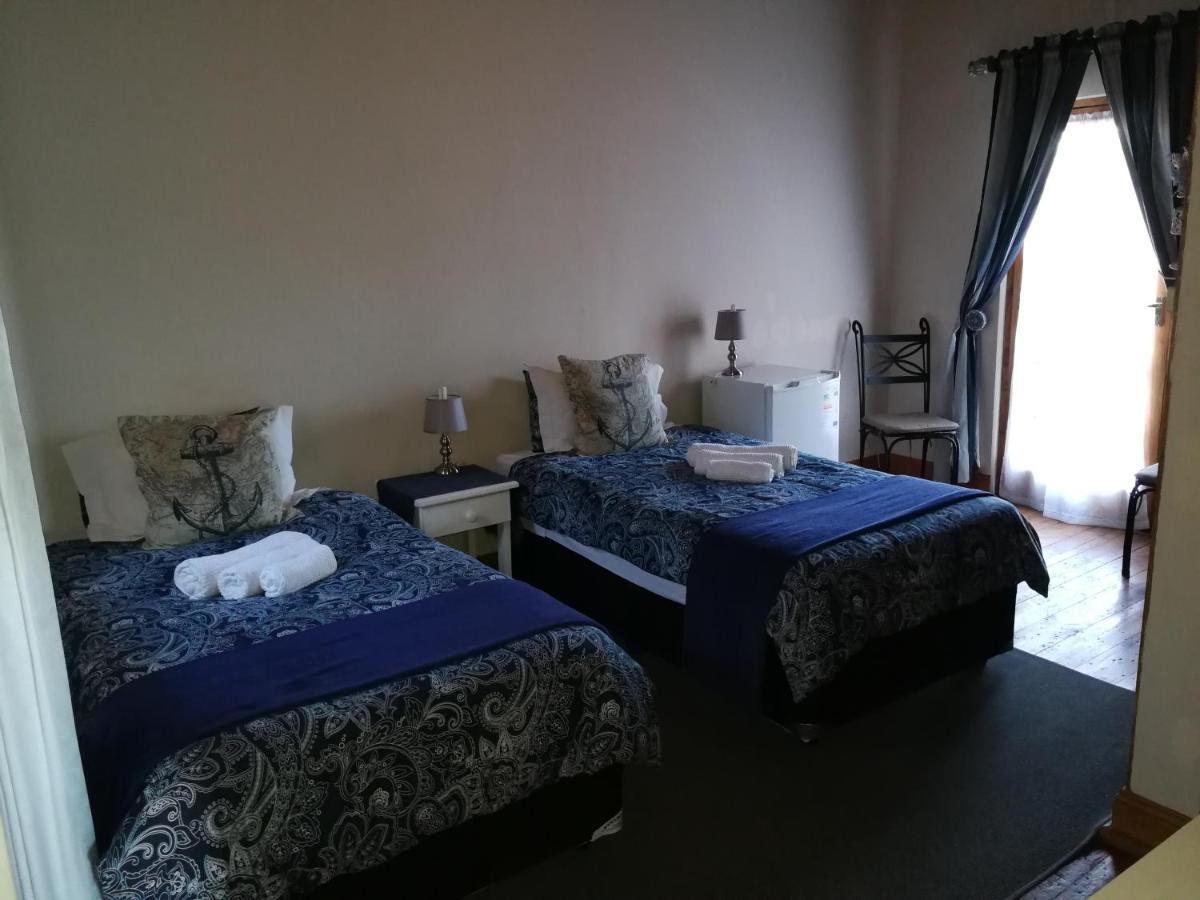 Bougain Villa Guesthouse Winburg Exteriör bild